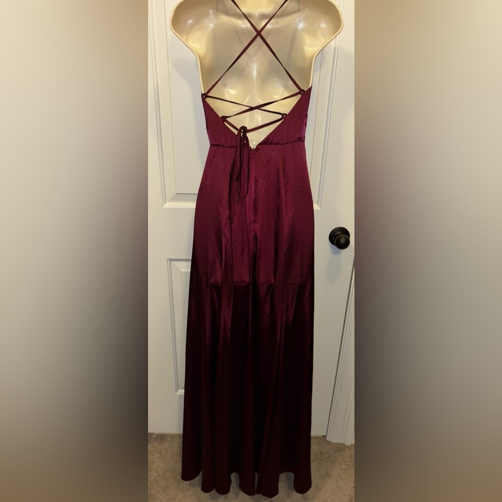 Galina Signature Stunning burgundy Satin Dress for Prom - Picture 4 of 5